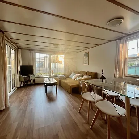 Chalet Klein Vink - 25 Broekhuizen (Limburg)
